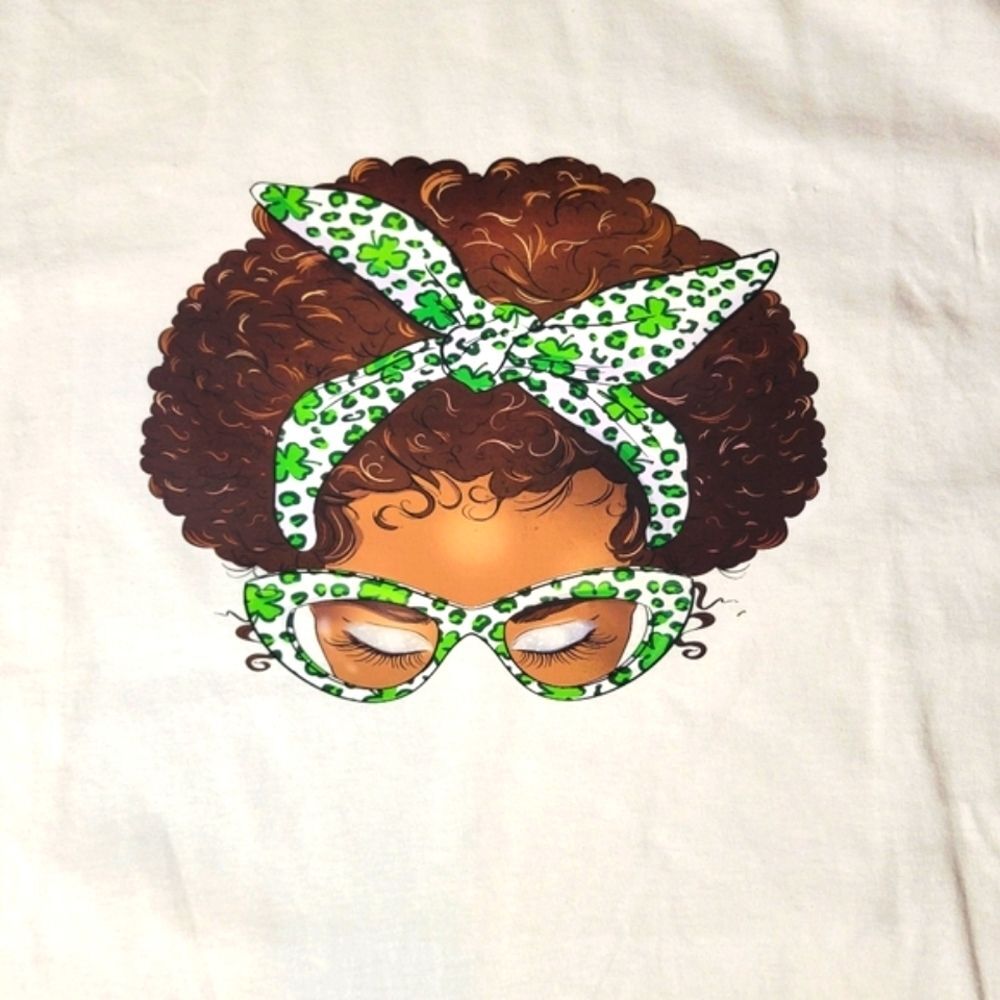 St Patrick Day Shamrock, Afro Messy Bun Custom Made T-Shirt - NWT - Picture 3 of 7